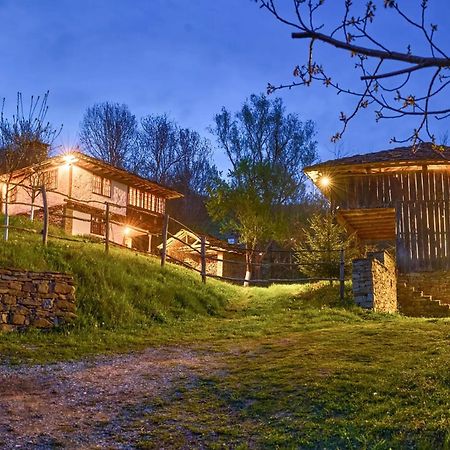 Villa Authentic House With Stunning Mountain View - Karashka Aprilzi Exterior foto